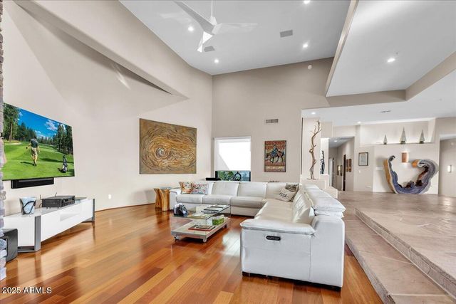 10040 E HAPPY VALLEY Road 300, Scottsdale, AZ 85255