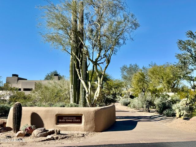 10040 E HAPPY VALLEY Road 300, Scottsdale, AZ 85255