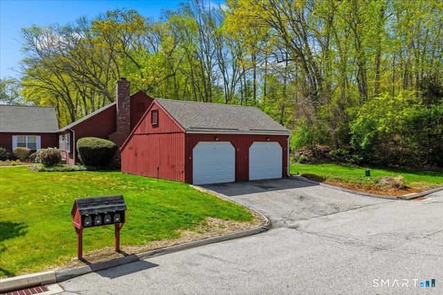15 Hampshire Road 15, Madison, CT 06443