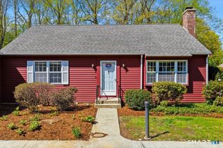 15 Hampshire Road 15, Madison, CT 06443