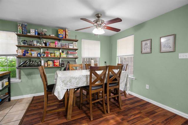 2539 Sharon Street, Dallas, TX 75211