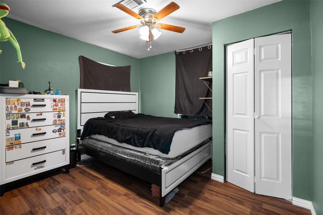 2539 Sharon Street, Dallas, TX 75211