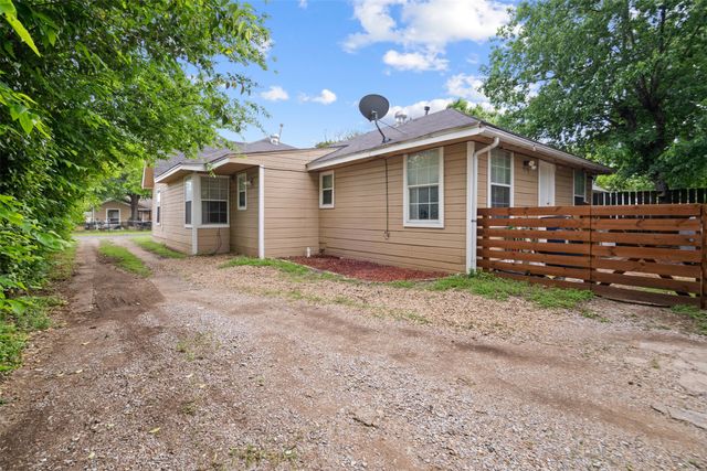 2539 Sharon Street, Dallas, TX 75211