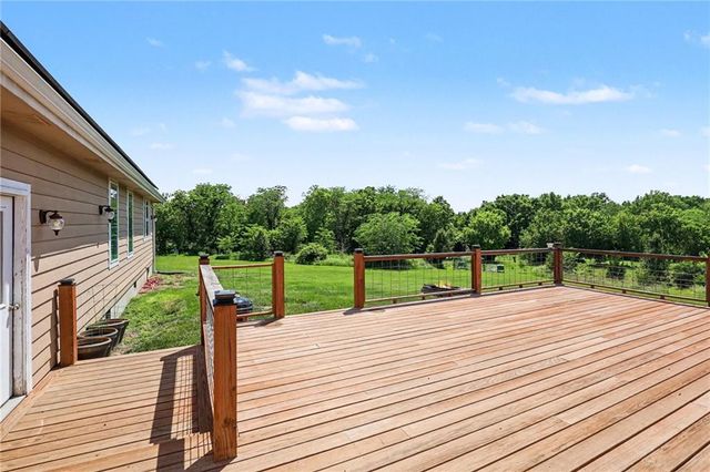 31005 Nottingham Lane, Lawson, MO 64062