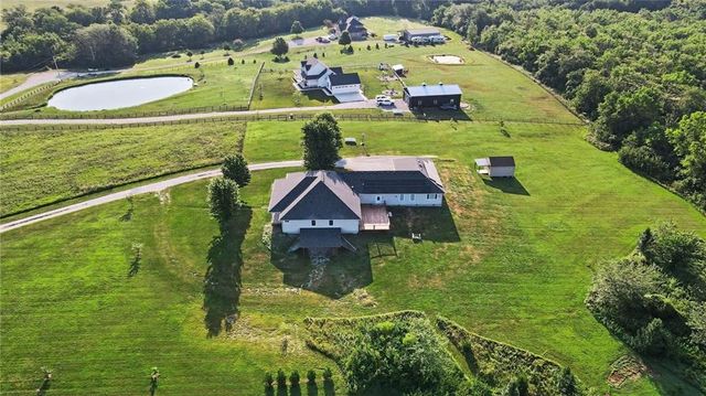 31005 Nottingham Lane, Lawson, MO 64062