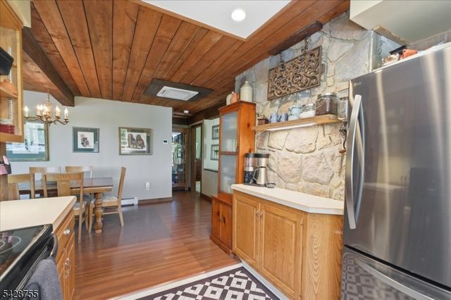 75 Bunn Rd, Hardyston Twp., NJ 07419