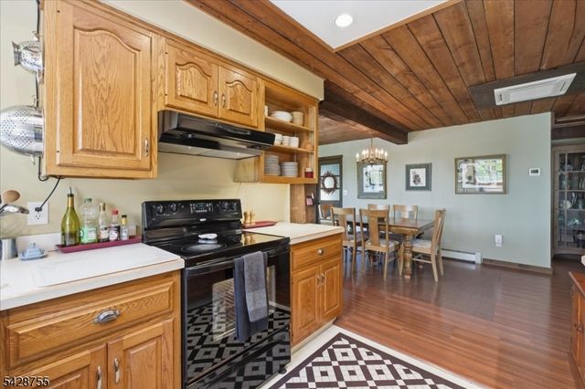 75 Bunn Rd, Hardyston Twp., NJ 07419