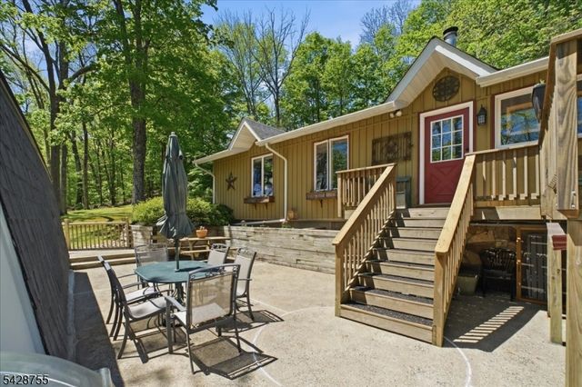 75 Bunn Rd, Hardyston Twp., NJ 07419