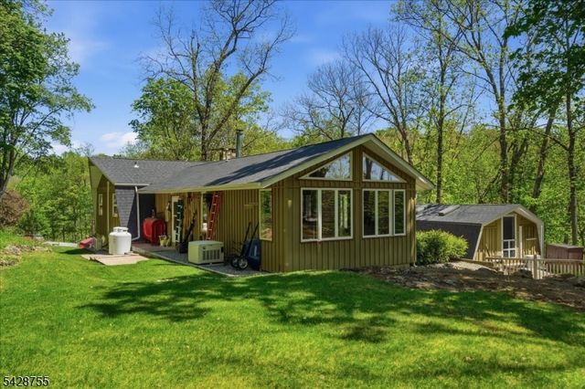 75 Bunn Rd, Hardyston Twp., NJ 07419