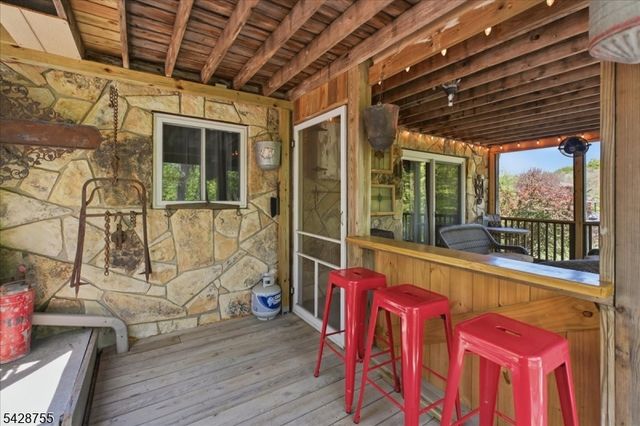 75 Bunn Rd, Hardyston Twp., NJ 07419