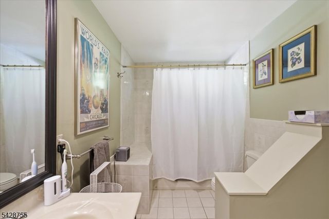 75 Bunn Rd, Hardyston Twp., NJ 07419