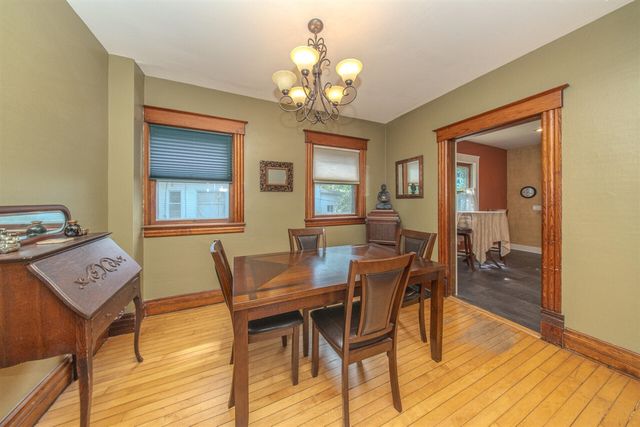 222 Monroe Street, Saline, MI 48176