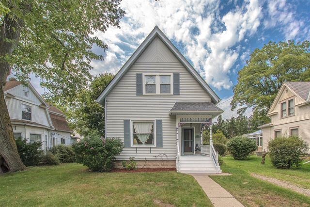 222 Monroe Street, Saline, MI 48176