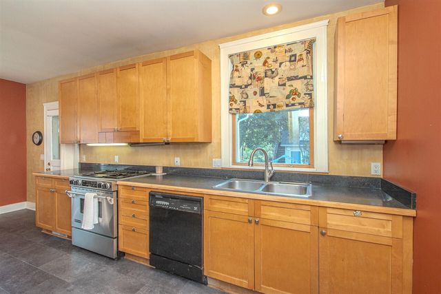 222 Monroe Street, Saline, MI 48176