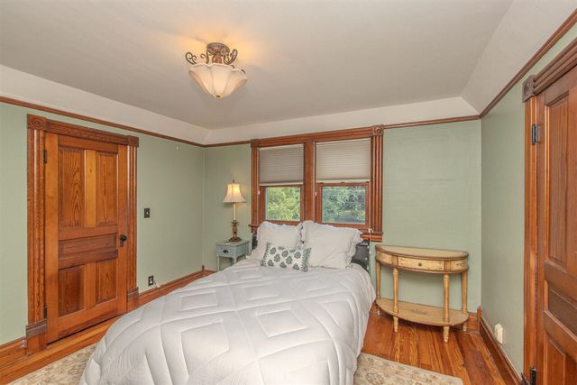 222 Monroe Street, Saline, MI 48176