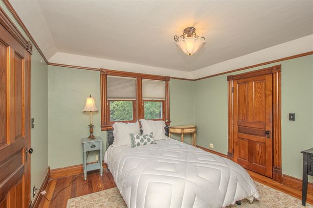 222 Monroe Street, Saline, MI 48176