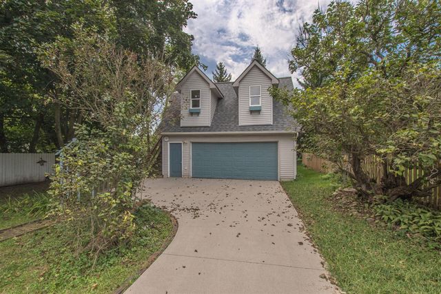222 Monroe Street, Saline, MI 48176