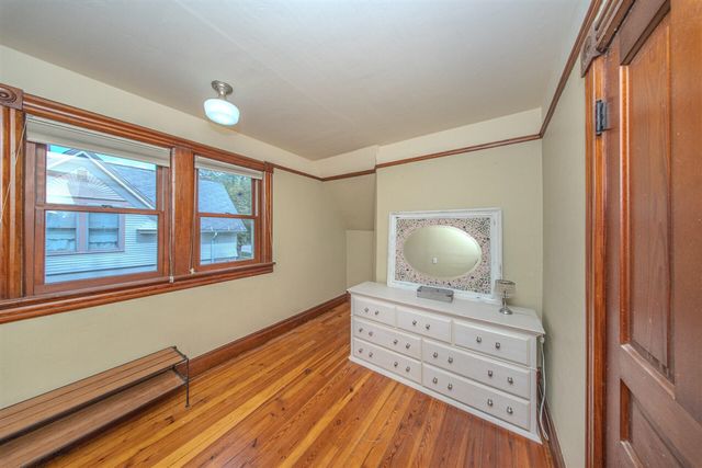 222 Monroe Street, Saline, MI 48176