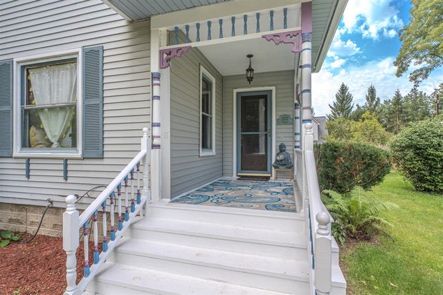 222 Monroe Street, Saline, MI 48176