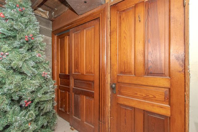222 Monroe Street, Saline, MI 48176