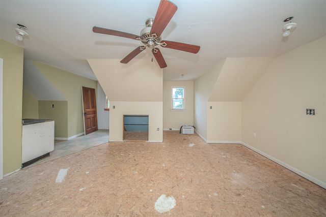 222 Monroe Street, Saline, MI 48176