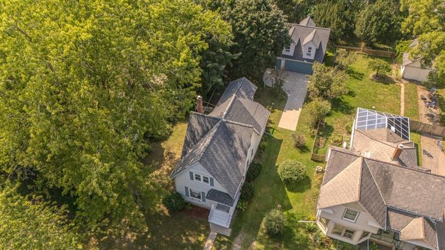 222 Monroe Street, Saline, MI 48176