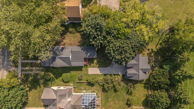 222 Monroe Street, Saline, MI 48176