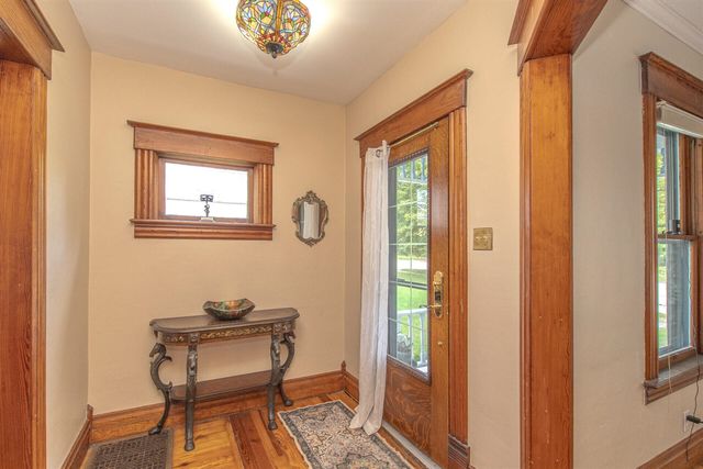 222 Monroe Street, Saline, MI 48176
