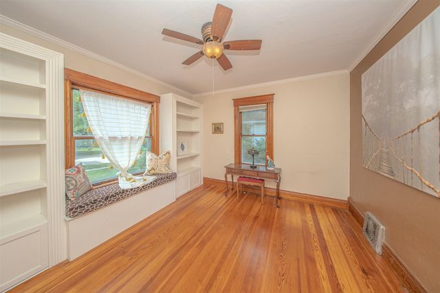 222 Monroe Street, Saline, MI 48176