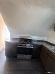 133 Wordin Avenue 3rd, Bridgeport, CT 06605