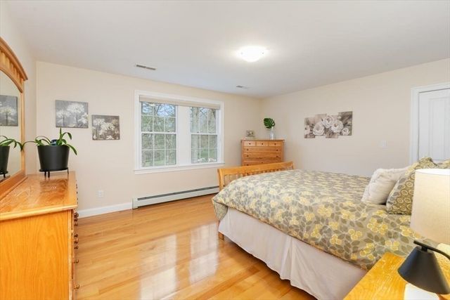 167 Catamount Rd, Tewksbury, MA 01876