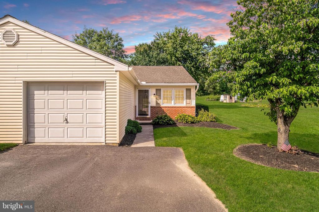 36 S MAIN ST, Wrightsville, PA 17368