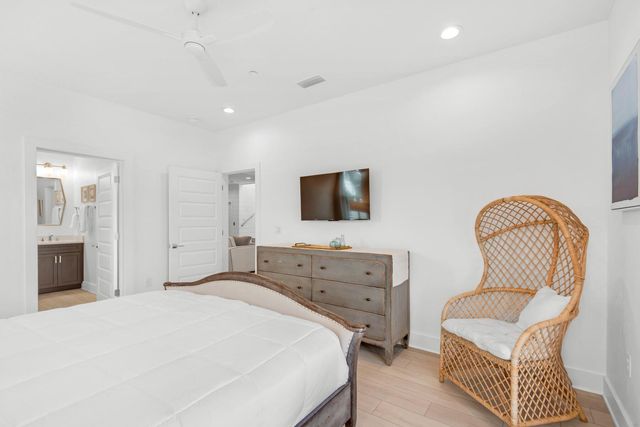 65 Cobia Street, Destin, FL 32541