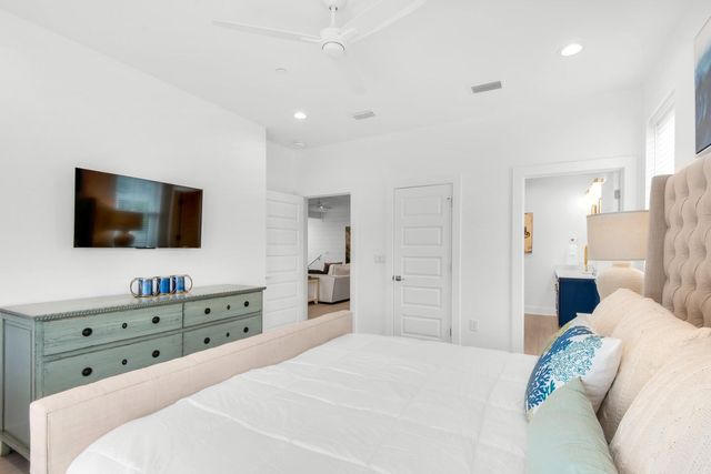 65 Cobia Street, Destin, FL 32541