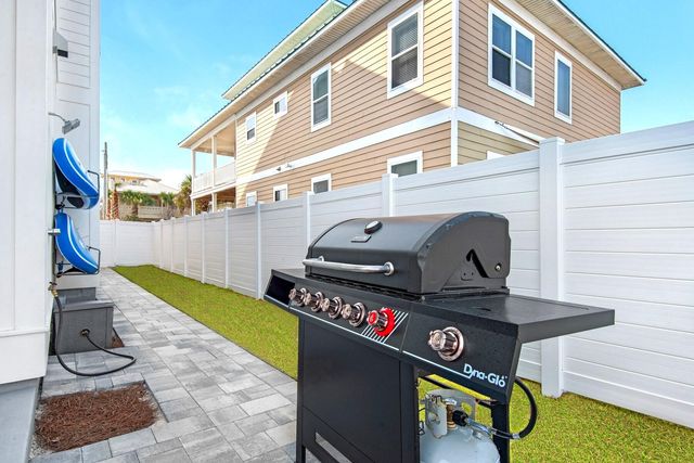 65 Cobia Street, Destin, FL 32541