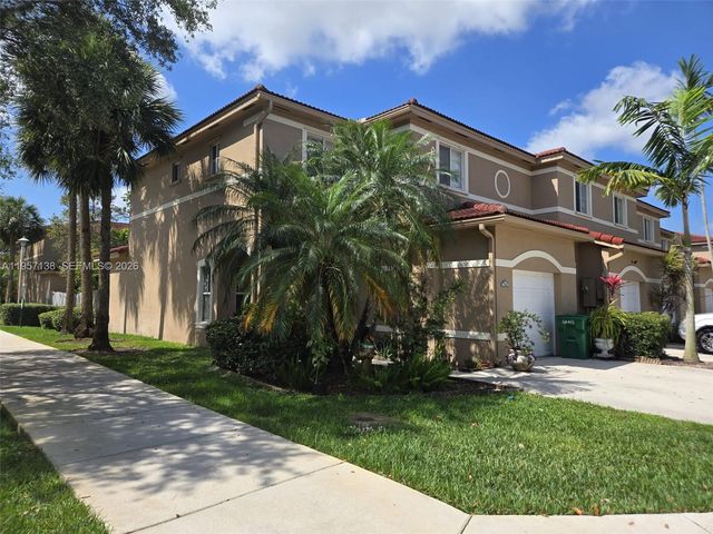 7662 N Southwood Cir 7662, Davie, FL 33328