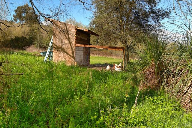 755 Watertrough Rd, Sebastopol, CA 95472