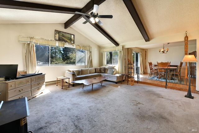 755 Watertrough Rd, Sebastopol, CA 95472