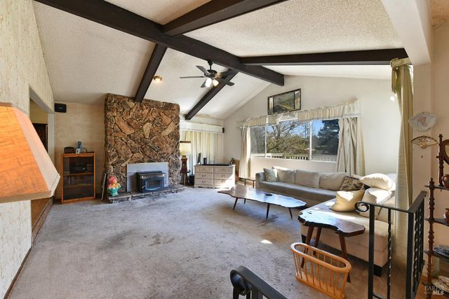 755 Watertrough Rd, Sebastopol, CA 95472