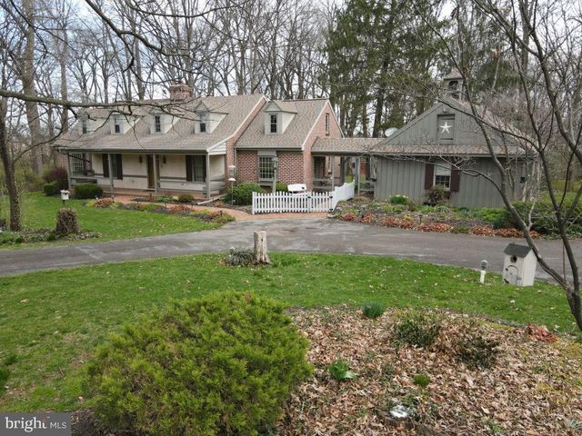 827 HORNIG RD, Lancaster, PA 17601