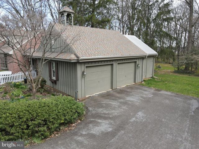 827 HORNIG RD, Lancaster, PA 17601