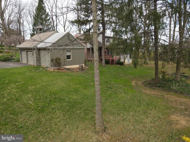 827 HORNIG RD, Lancaster, PA 17601