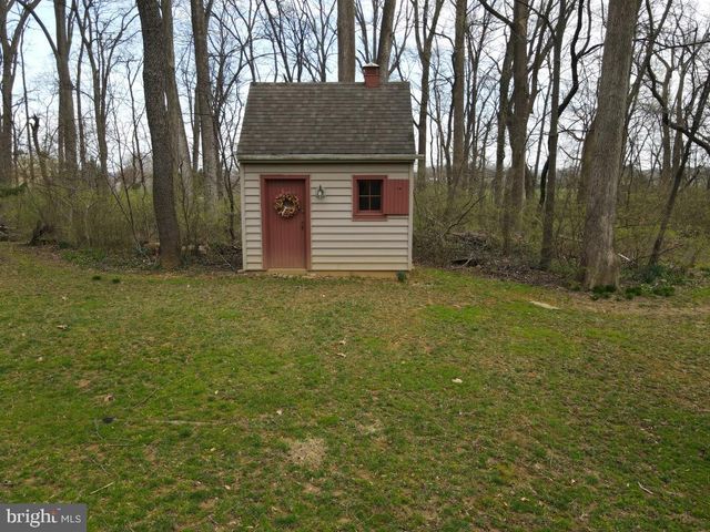 827 HORNIG RD, Lancaster, PA 17601