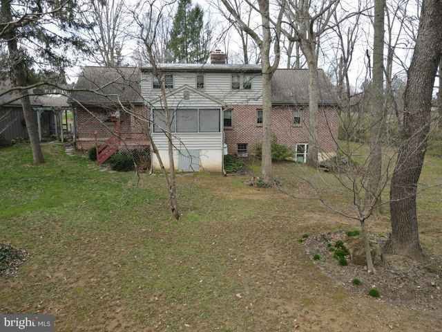 827 HORNIG RD, Lancaster, PA 17601