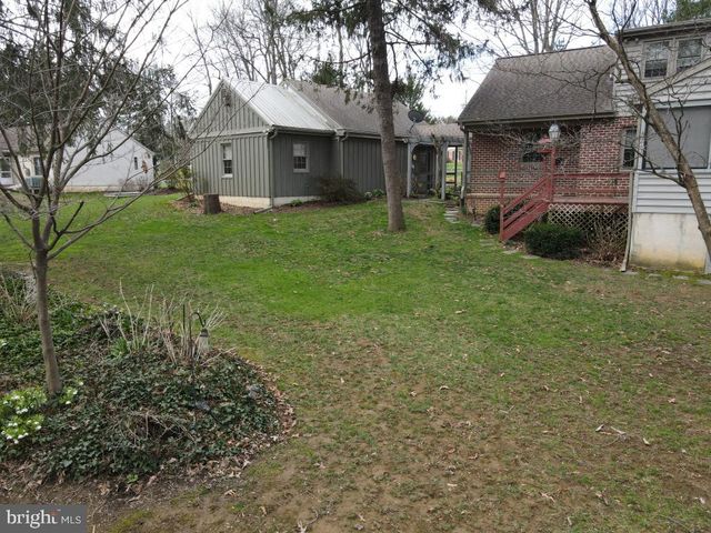 827 HORNIG RD, Lancaster, PA 17601