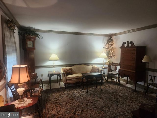 827 HORNIG RD, Lancaster, PA 17601