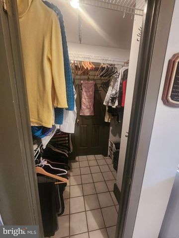 827 HORNIG RD, Lancaster, PA 17601