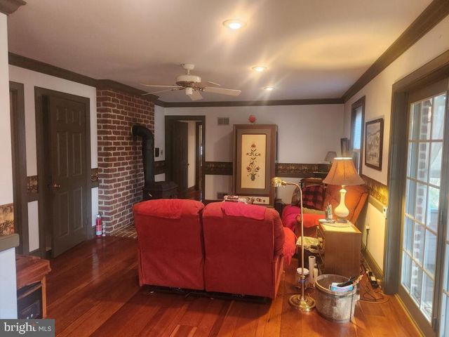 827 HORNIG RD, Lancaster, PA 17601