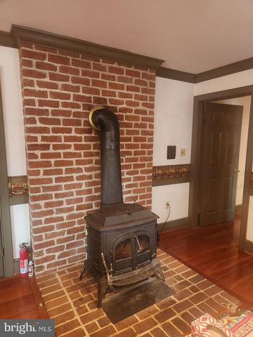 827 HORNIG RD, Lancaster, PA 17601