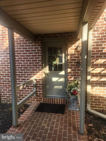 827 HORNIG RD, Lancaster, PA 17601